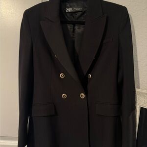 Zara Women's Elegant Black Blazer